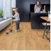 Вінілова плитка Quick step BLOOM Дуб осінній медовий AVMP40088